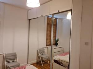 Ground Floor Maisonette Near St James St Overground Station