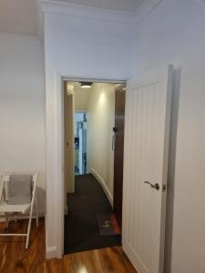 Ground Floor Maisonette Near St James St Overground Station