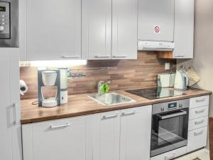 Holiday Home Yllästar 3 as 607 by Interhome