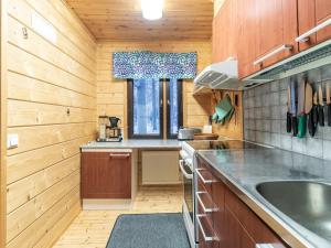 Holiday Home Oravanpesä by Interhome