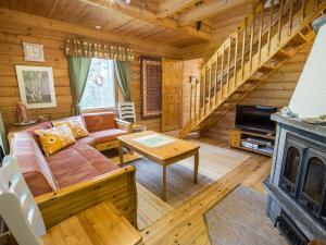 Holiday Home Lemmenlaakso by Interhome
