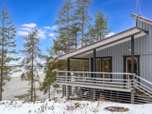 Holiday Home Keskikallio- nuasjärvi by Interhome