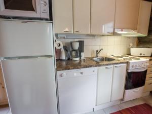 Holiday Home Teerentie - poronpesä - g20 by Interhome