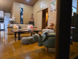 ペットと泊まれる那須森あそびコテージ BBQ可 無料駐車場4台ok 寝室3
