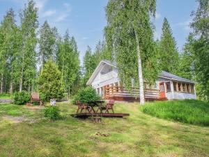 Holiday Home Länsipirtti by Interhome