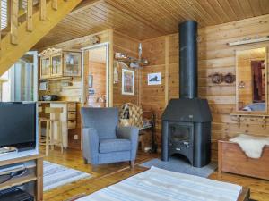 Holiday Home Huuhkalinna by Interhome