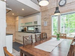 Holiday Home Apilan rauha by Interhome