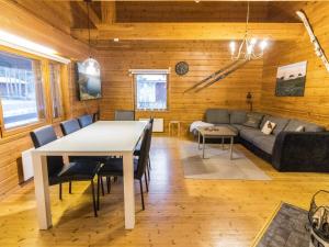 Holiday Home Kiehislevi a by Interhome