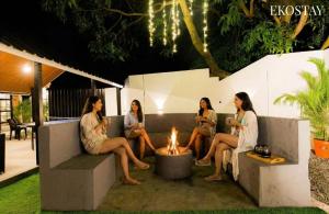 EKOSTAY - Oakwood Chalet