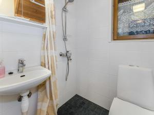 Holiday Home Lohi- lie14 by Interhome