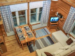 Holiday Home Yllästokka 7 by Interhome