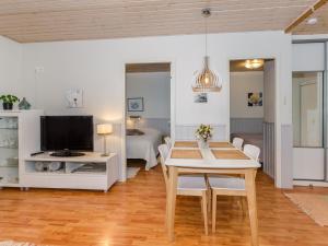 Holiday Home Loma-koli 3 by Interhome