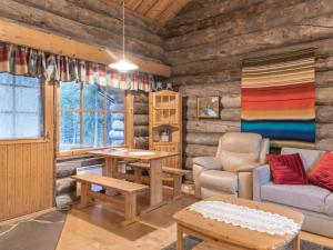 Holiday Home Tokkapirtti 3 by Interhome