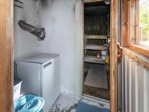 Holiday Home Lampaluodon punainen tupa by Interhome