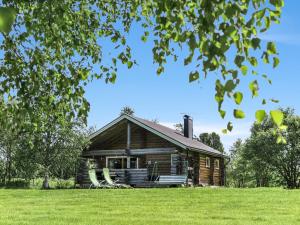Holiday Home Keskiniemi by Interhome
