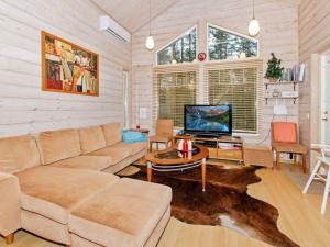 Holiday Home Otsopirtti- otso by Interhome