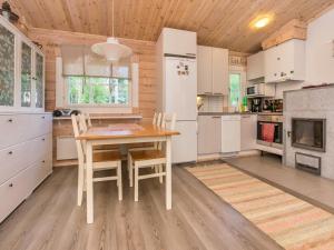 Holiday Home Isoniemi by Interhome