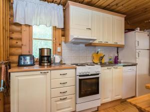 Holiday Home Niitsinniemi by Interhome