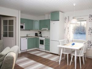Holiday Home Metsätähti by Interhome
