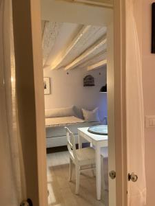 Ponte s Ana, Wohnung am Eingang zur Biennale