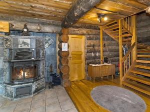 Holiday Home Köllölä 3 by Interhome