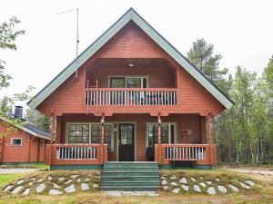 Holiday Home Lomamaja 1 by Interhome