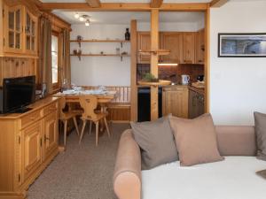 Apartment Orchidée 111 by Interhome