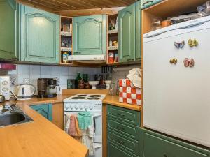 Holiday Home Hirsiniemi by Interhome