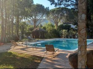 VILLA STRAVANATA - Large Pool, Car and Large Whirlpool Jacuzzi