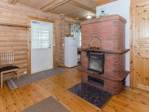 Holiday Home Hatun huilaus by Interhome