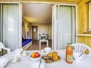 Apartment Les Rivages de Coudoulière-9 by Interhome