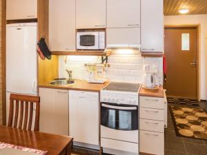 Holiday Home Länsirinne d 16 by Interhome