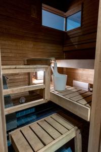 2ndhomes Luxurious Kamppi Center 2BR Apartment with Sauna & Balcony