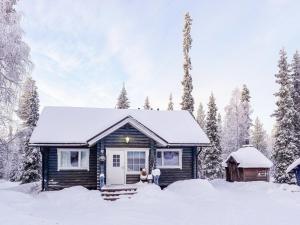 Holiday Home Isopyhänmaa by Interhome