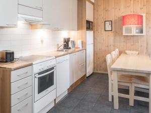 Holiday Home Rukatonttu d 13 by Interhome