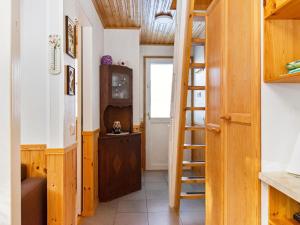 Holiday Home Hallantytär a1 paritalo by Interhome