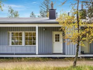 Holiday Home Saariseläntie 8 e 11 by Interhome