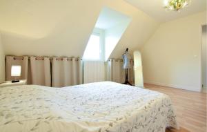 Awesome Home In Blonville-Sur-Mer