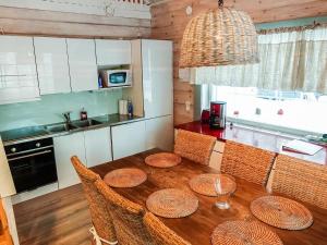 Holiday Home Keselmäkangas by Interhome