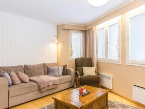 Holiday Home Hallantytär b4 paritalo by Interhome