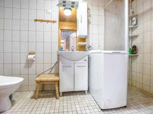 Holiday Home Ukkohovi 3 paritalo by Interhome