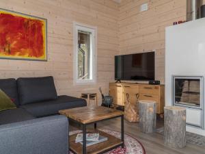 Holiday Home Äkäsmartti a by Interhome