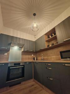 Apartmán s výhľadom na Martinské Hole v industriálnom štýle