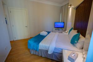 Damac Downtown 1 BHK apartment with Burj Khalifa view