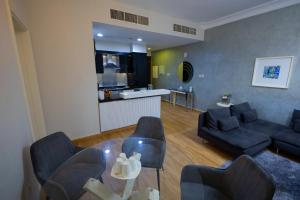 Damac Downtown 1 BHK apartment with Burj Khalifa view