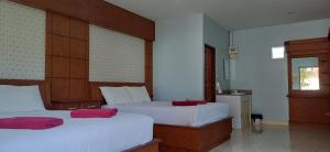 Salamat Hillside S01