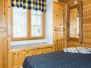 Holiday Home Lauri 4 pieni by Interhome