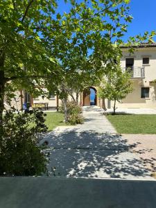 Villa Kalamos Sea View and Pool nearby Athens