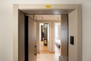 European Elegance Homes ,Curated Design, Tub Skyline Views