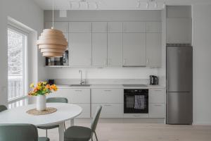 Fresh, Modern Living in a Beautiful Solna Area